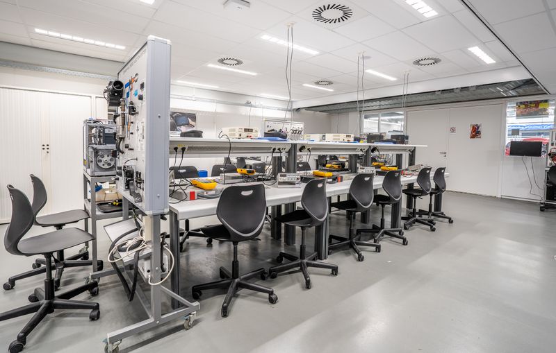 Establish lab-grade pure water standards to boost the healthy growth of the domestic market